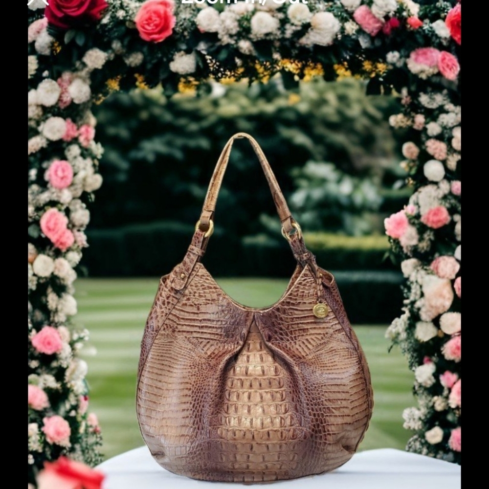 BRAHMIN Anne Croco Embossed  Leather X Large Shoulder Bag W/ Wallet.